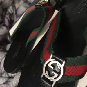 Men’s Gucci sandals . Comes with box .